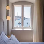 Topaz Appartement *