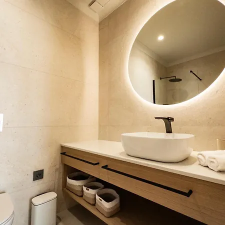 Апартаменти Topaz